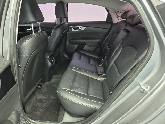 6101500257R12.jpg