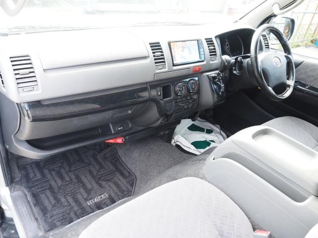0904095A30260917W00516.jpg