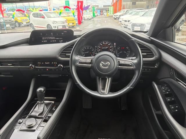 1166145A30260928W00317.jpg