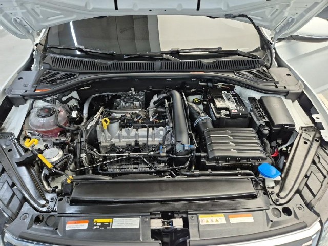 6101500682R5.jpg
