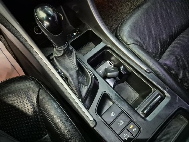 6101500733R8.jpg