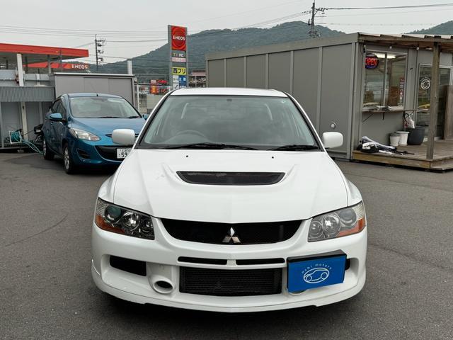 1002381A30240527W00201.jpg
