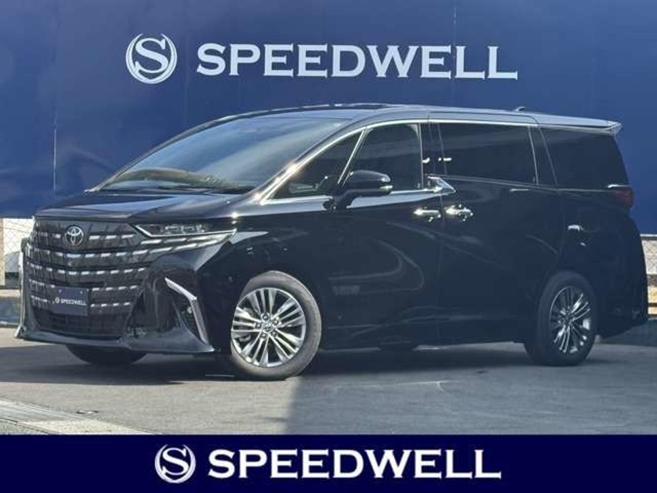2025 Toyota Alphard, photo 1 of 1