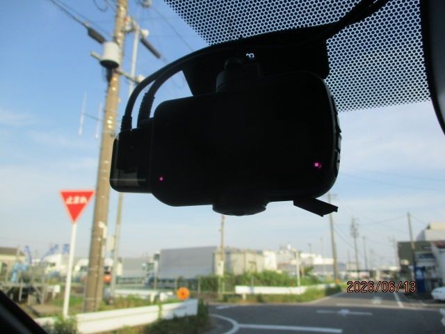 3b998e7806df7ac98ae90829d98853d4.jpg
