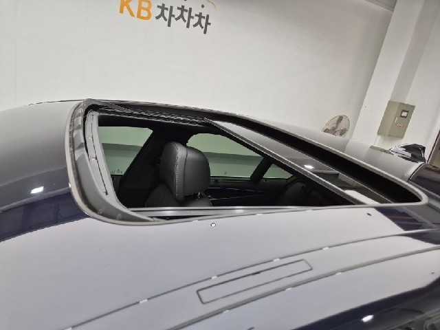 6091001137R13.jpg
