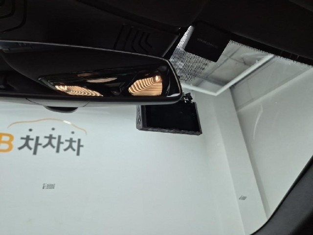 6091001137R18.jpg