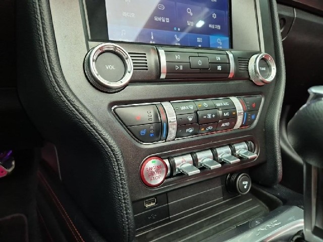 6101000037R15.jpg