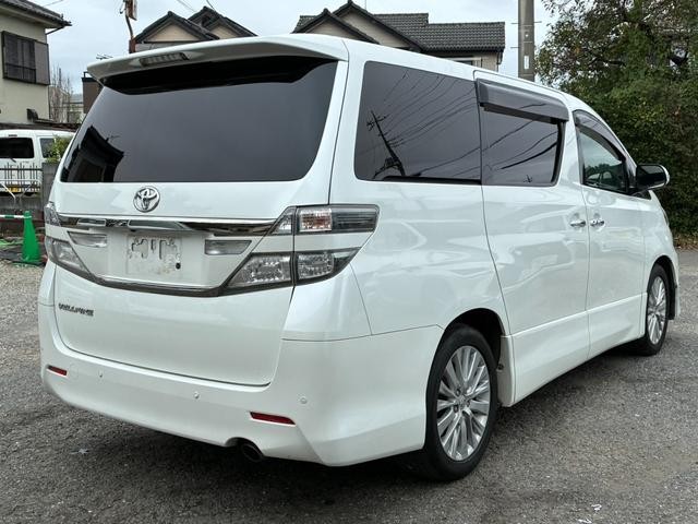 0541751A30261007W01215.jpg