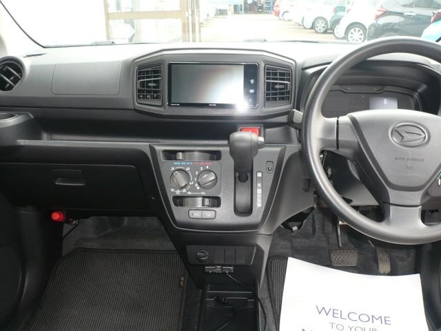 1200475A30260828W00104.jpg