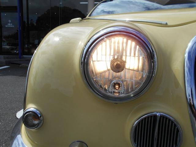 1030008A30260619W00110.jpg