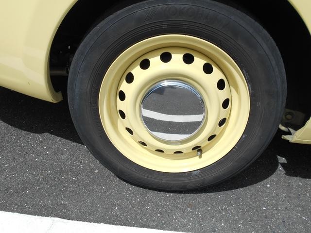 1030008A30260619W00115.jpg