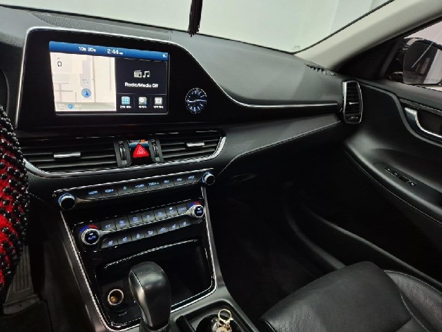 6101001278R10.jpg