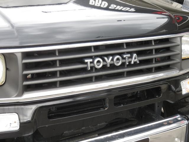 0804367A30260921W00212.jpg