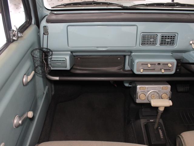 9572641A30260528W00117.jpg