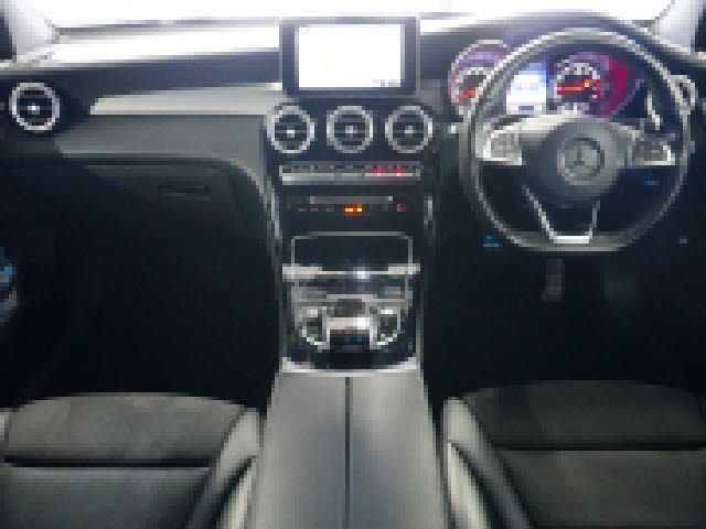 c76aef59cb5a9995ecd5c11654a05228.jpg