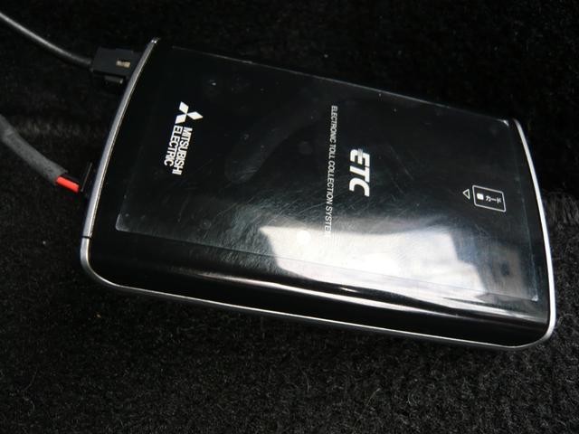 0500692A30261009W00310.jpg