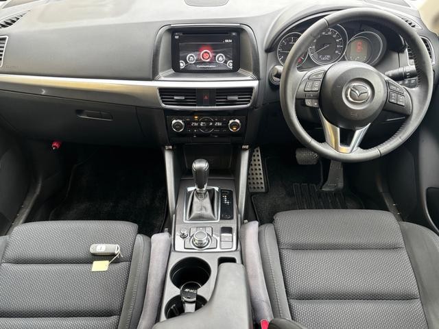 0700732A30260928W00105.jpg