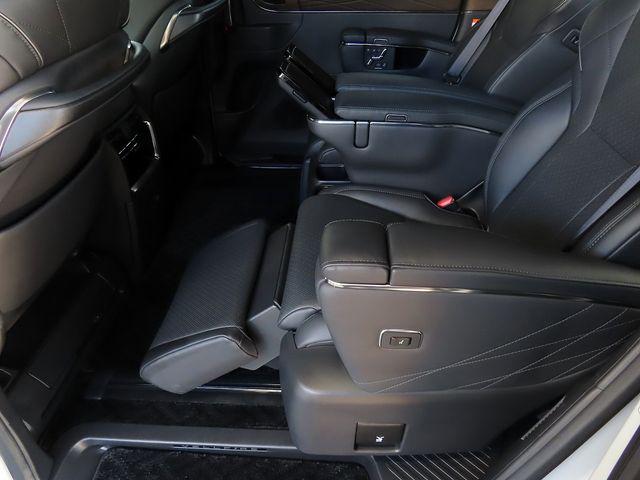 e513ed75992ae8c0550cd69377fbdfd8.jpg