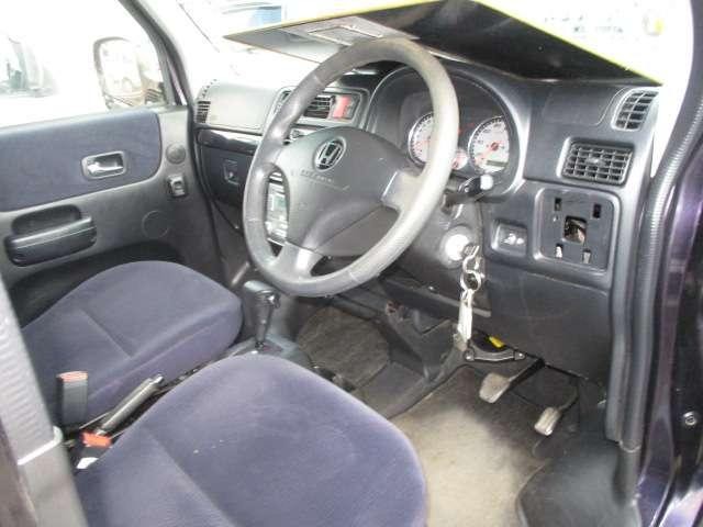 0840207A30260824W00314.jpg