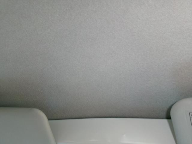 0840397A30260805W00115.jpg