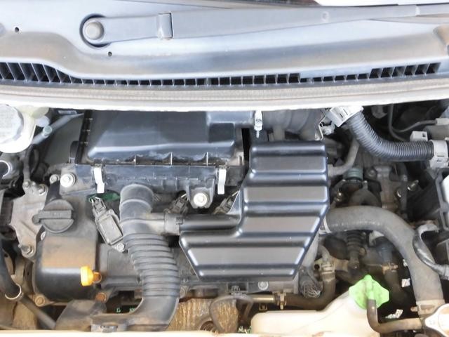 0840424A30260803W00112.jpg