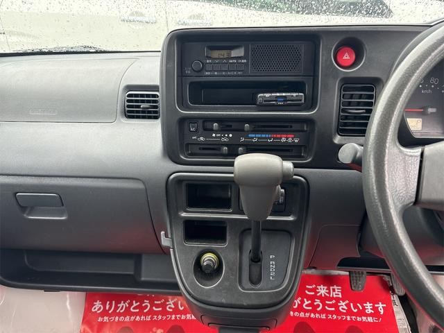 0900605A30261018W01011.jpg