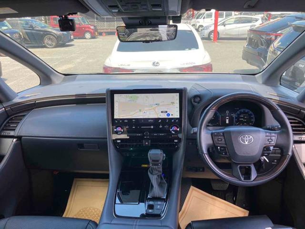 2024 Toyota Alphard, photo 2 of 2