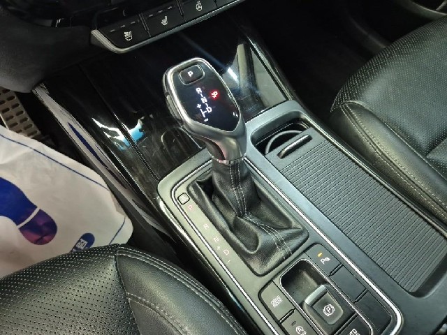 6081501100R8.jpg