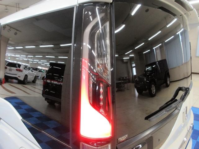 0505457A30260913W00815.jpg