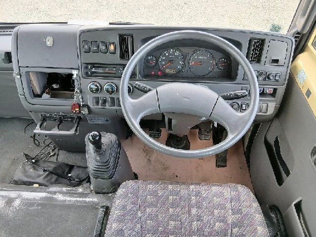 318bb78cb76587aeac4e3060e533672f.jpg