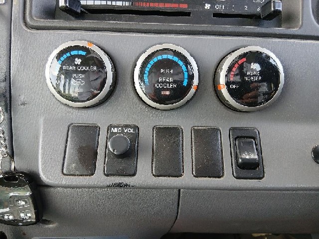 93f51023e646bbba3d9f03fda22504c6.jpg