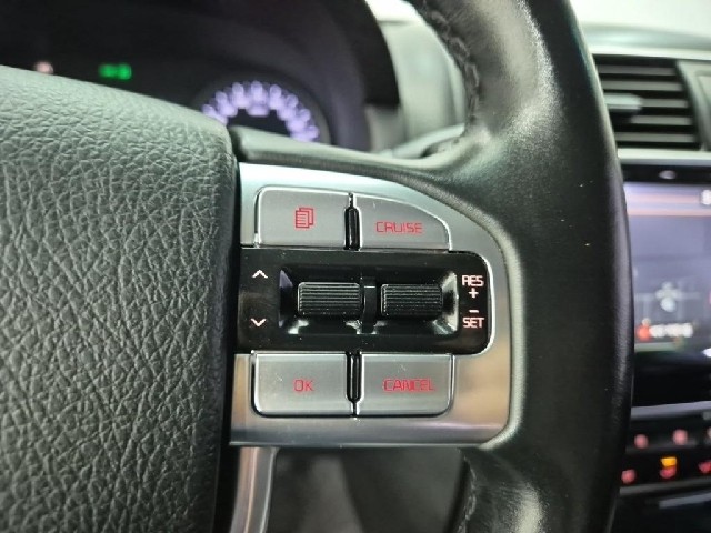 6081001663R15.jpg