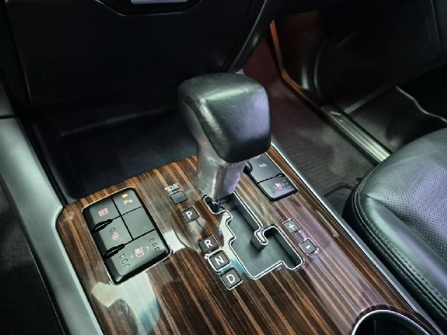 6081001663R8.jpg