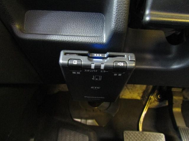 0530123A30260804W00619.jpg