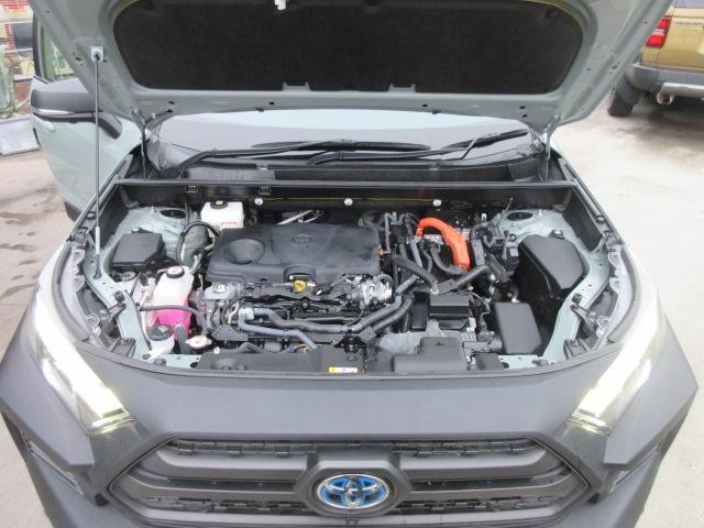 0561088A30260926W00217.jpg