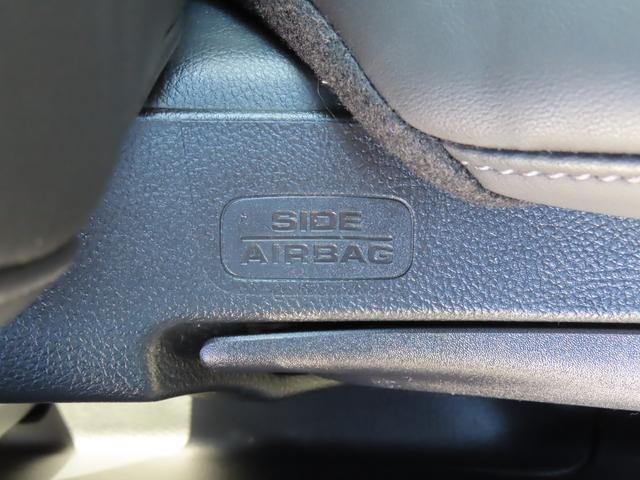 0600169A30251212W00216.jpg