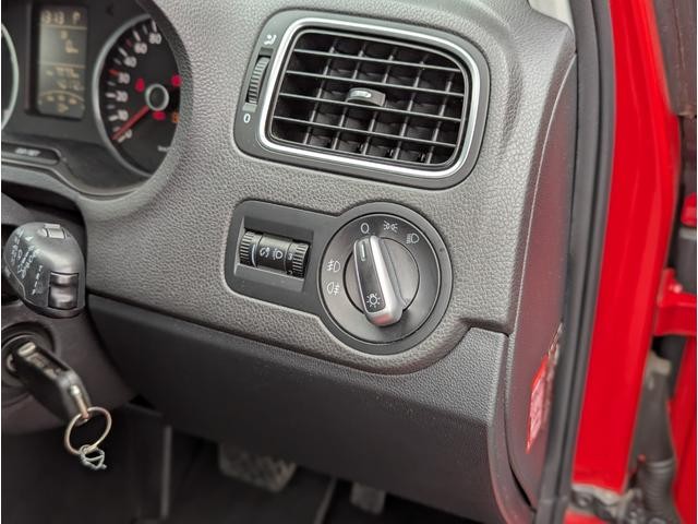 1101968A30260914W00910.jpg