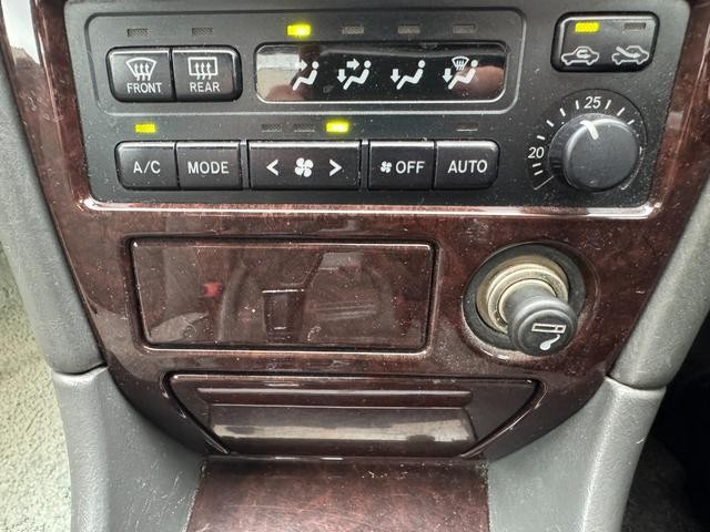 0540499A30260831W00112.jpg