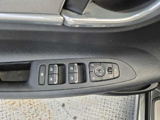 6081000993R18.jpg