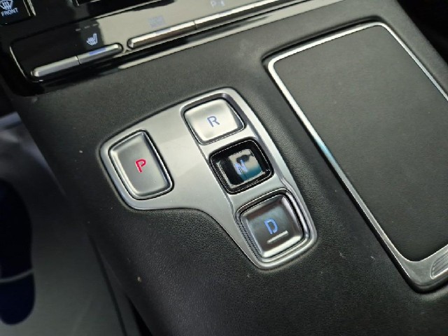 6081000993R8.jpg
