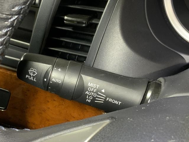 0541056A30260825W00417.jpg