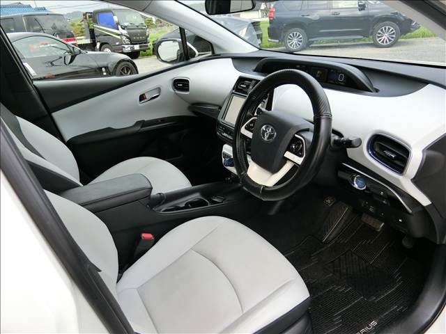 8feb200edbd9e93db95b9ce6050d0423.jpg