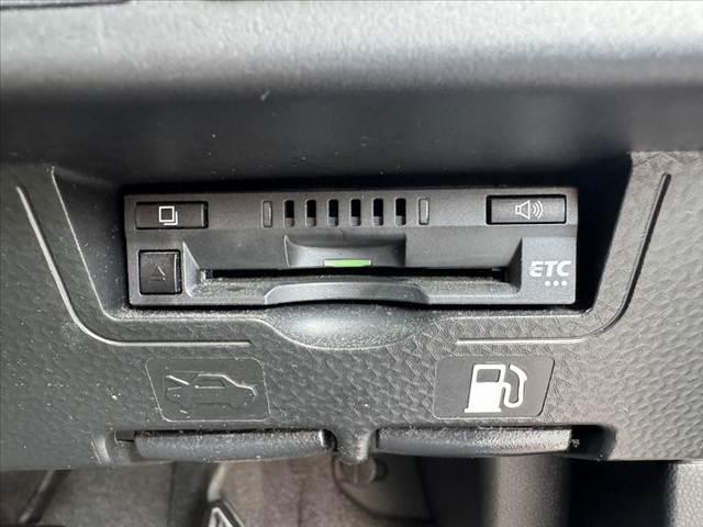 fc200bb7d15ff4021680a5b49bf8c306.jpg