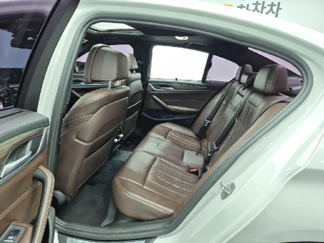 6071001746R12.jpg