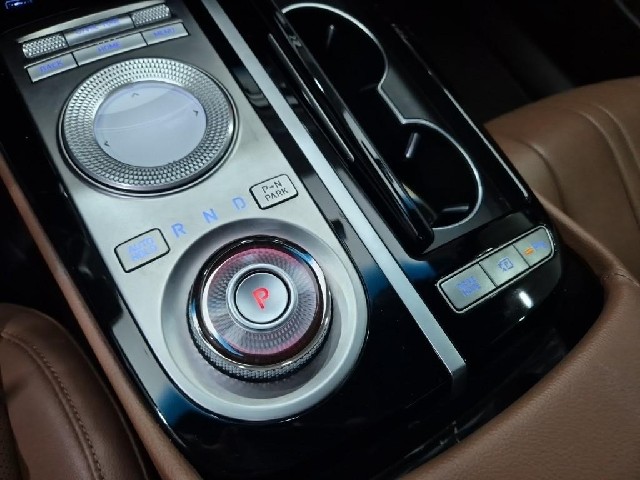 6081000857R8.jpg