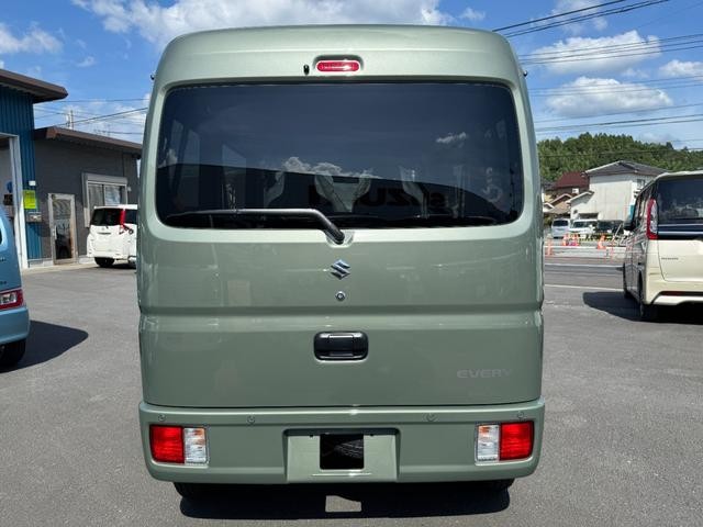 0801979A30260713W00205.jpg