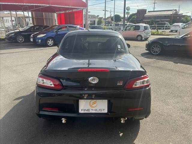 0037fdd6e4660e8cca58de3e948c1b68.jpg