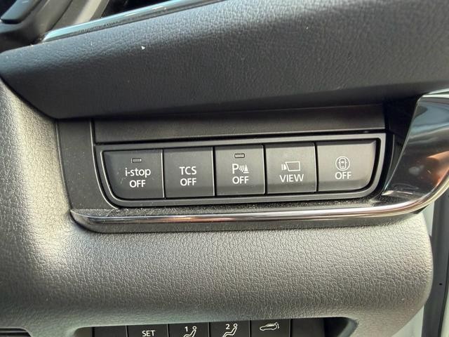 1120049A30261005W00114.jpg