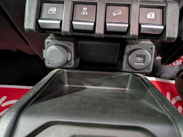 0903185A30260928W00109.jpg