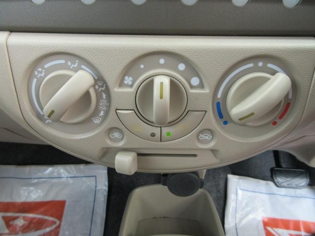 0705593A30260603W00119.jpg